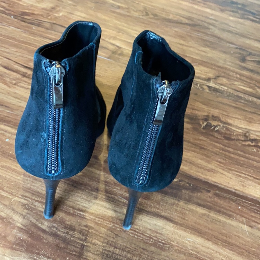 Booties - Picture 3 of 4